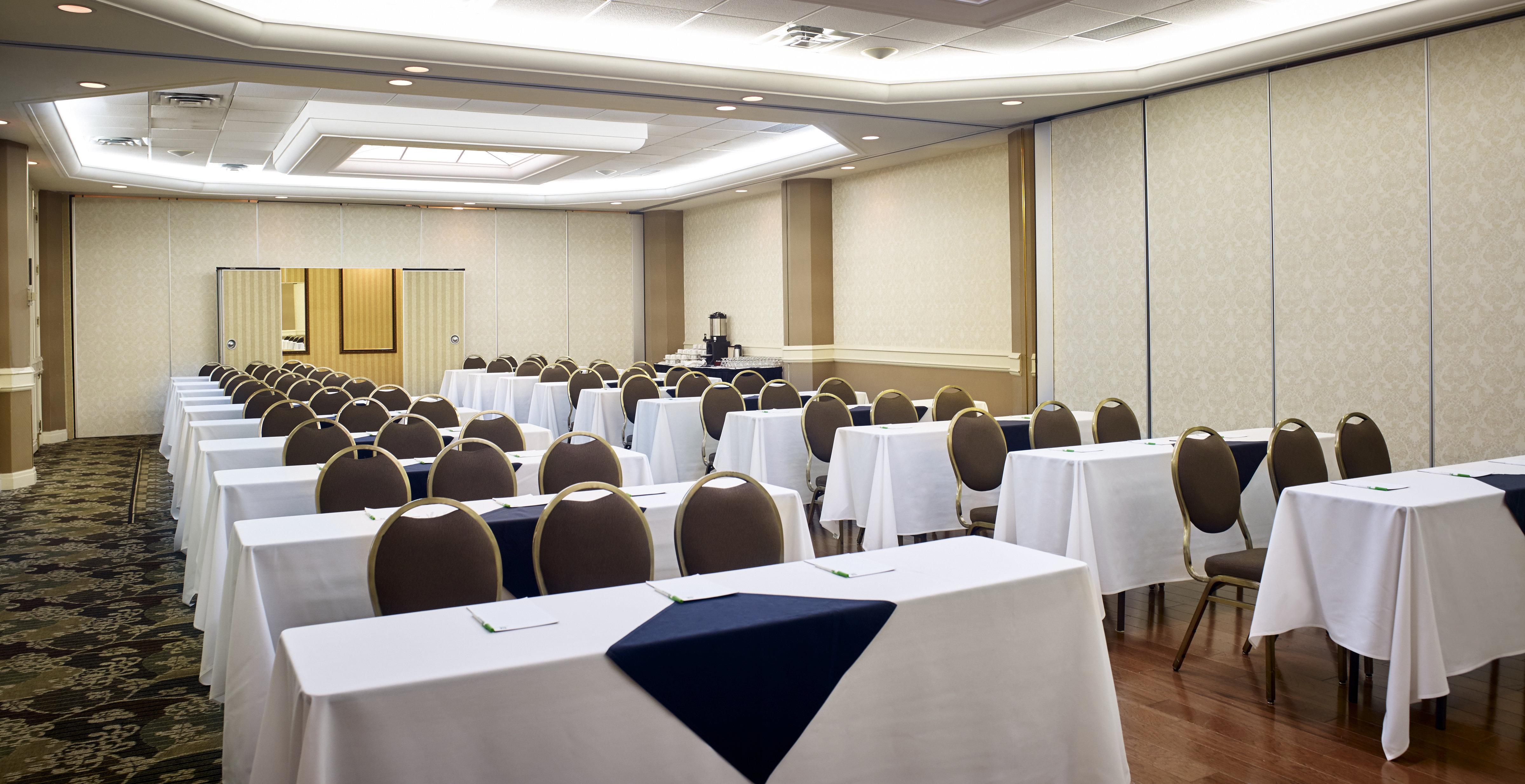 Holiday Inn & Suites Oakville At Bronte By Ihg Buitenkant foto