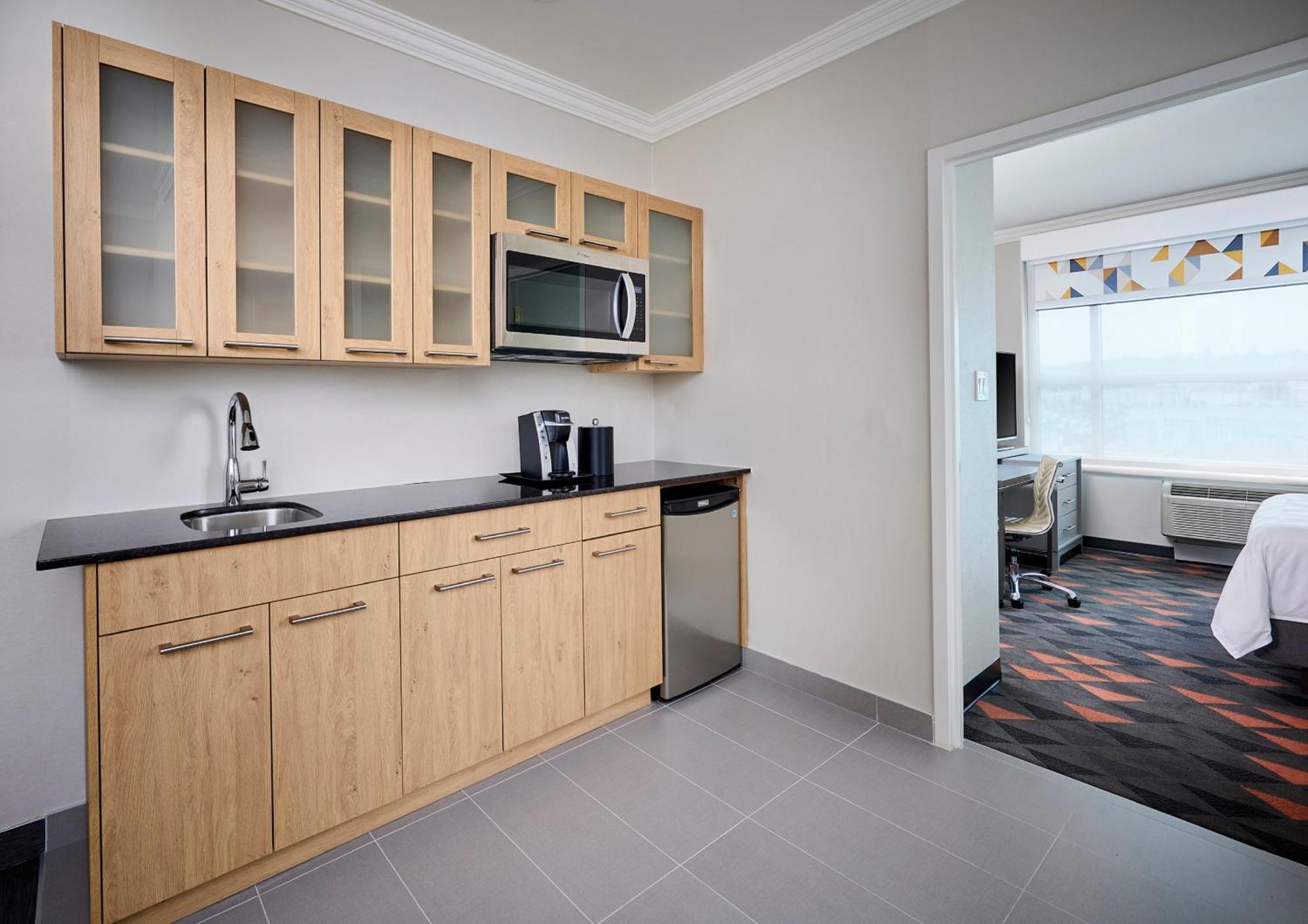 Holiday Inn & Suites Oakville At Bronte By Ihg Buitenkant foto