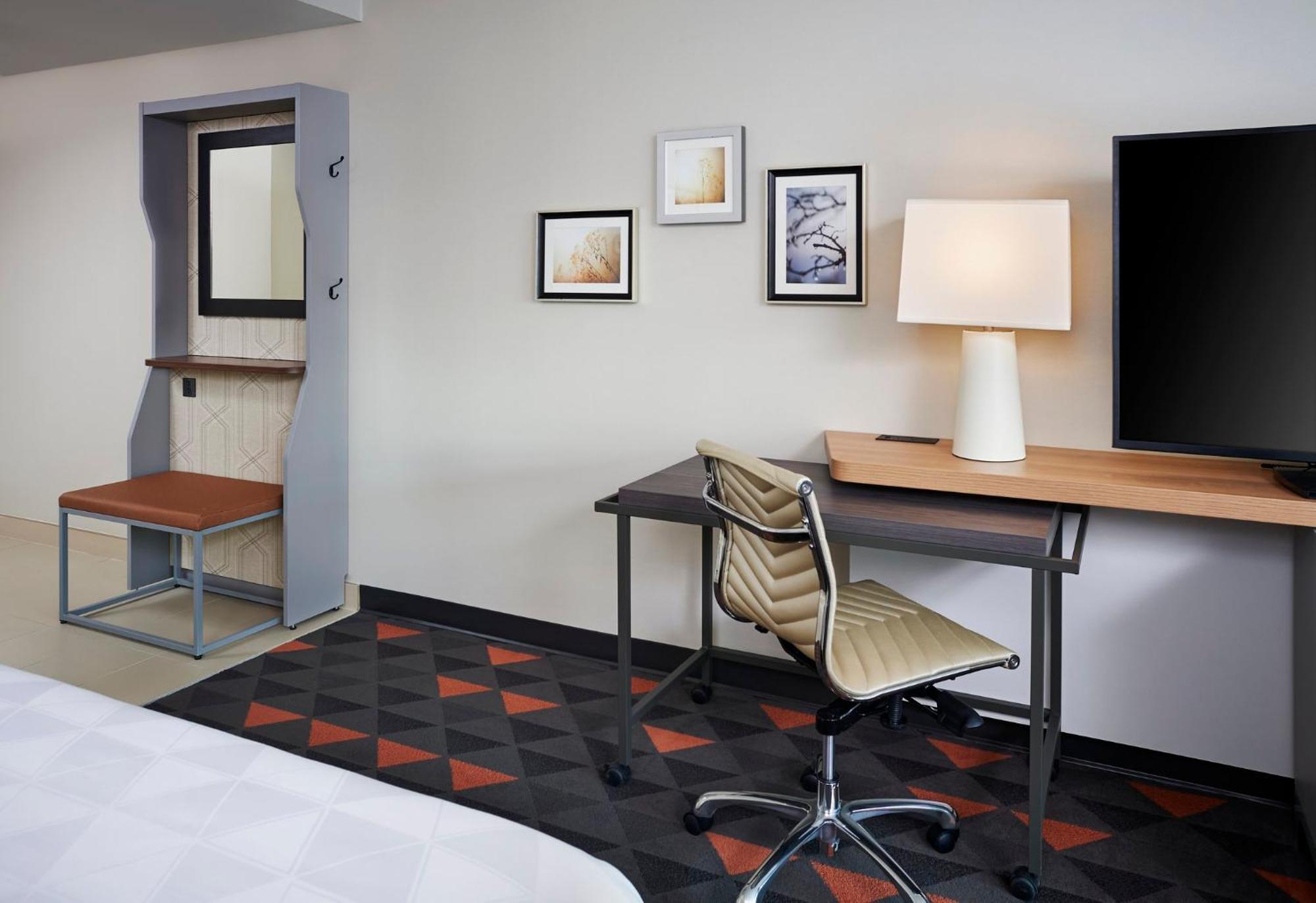 Holiday Inn & Suites Oakville At Bronte By Ihg Buitenkant foto