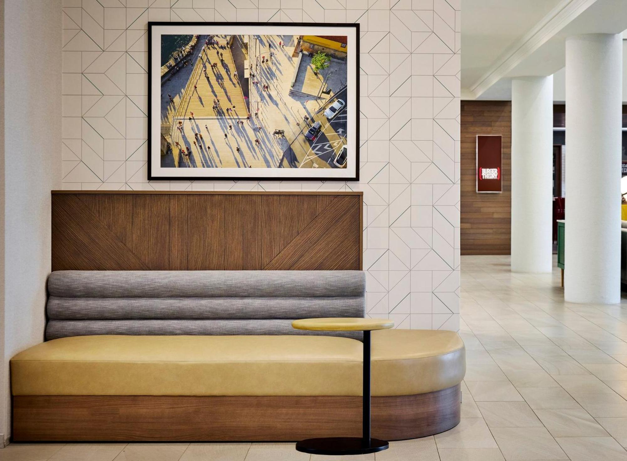 Holiday Inn & Suites Oakville At Bronte By Ihg Buitenkant foto