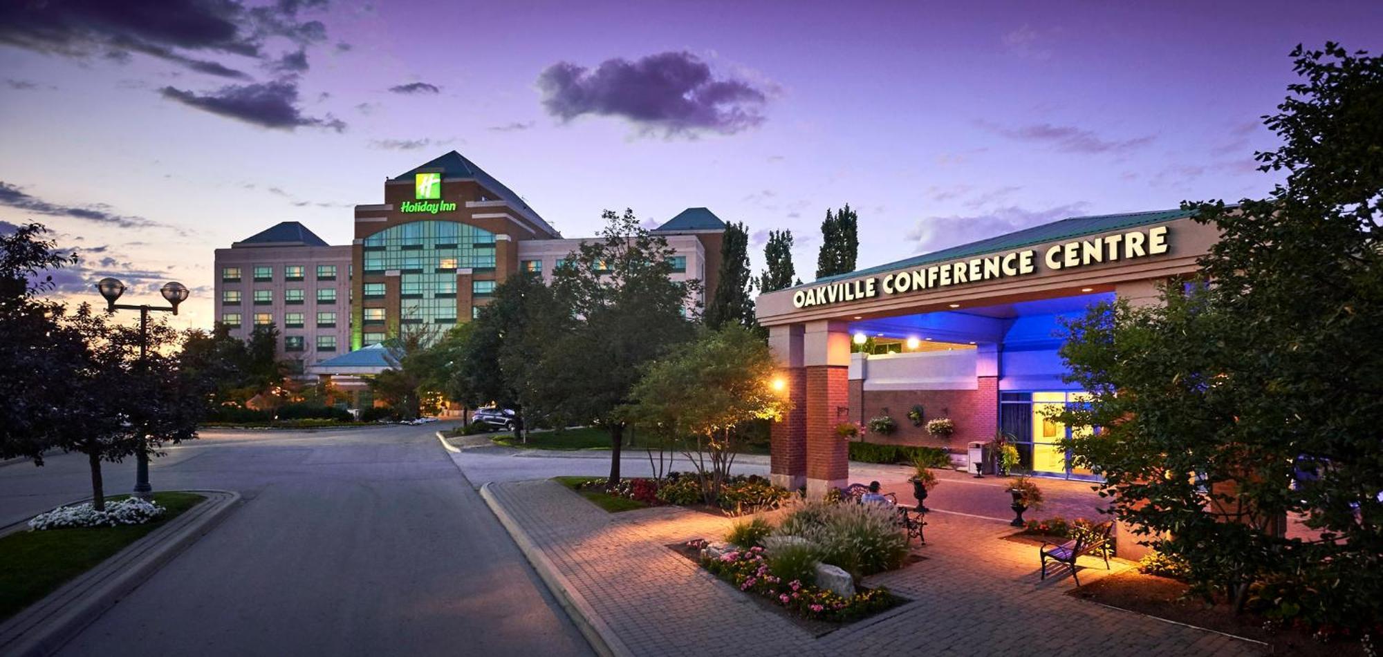 Holiday Inn & Suites Oakville At Bronte By Ihg Buitenkant foto